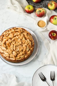 Rustic Italian Apple Cake