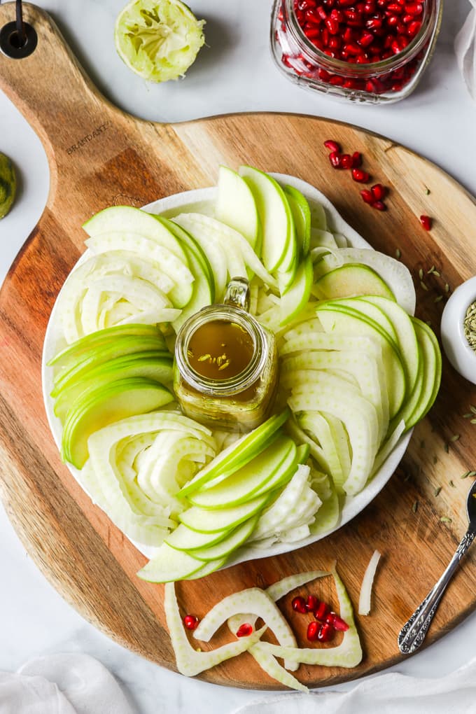 Sliced green apples and fennel with white wine vinaigrette.