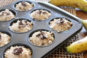 banana-oatmeal-chocolate-chip-muffins