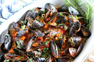 Mussels Linguine with Tomato Fennel Sauce